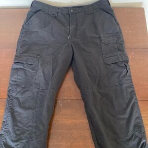Xl black baggy cargos. Lightly worn.